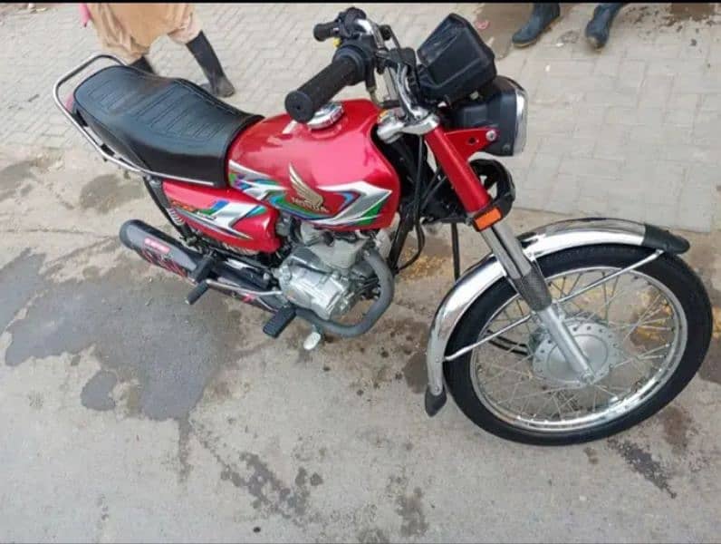 Honda 125 for sale lush condition 2024 ka number lga he 3