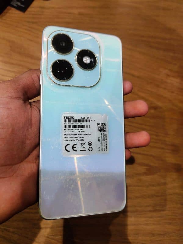 TECNO SPARK 20 PRO 0