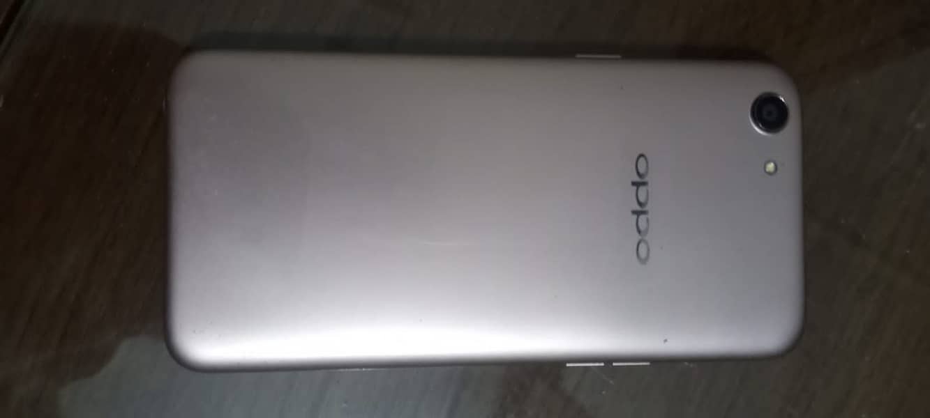 Oppo a83 4