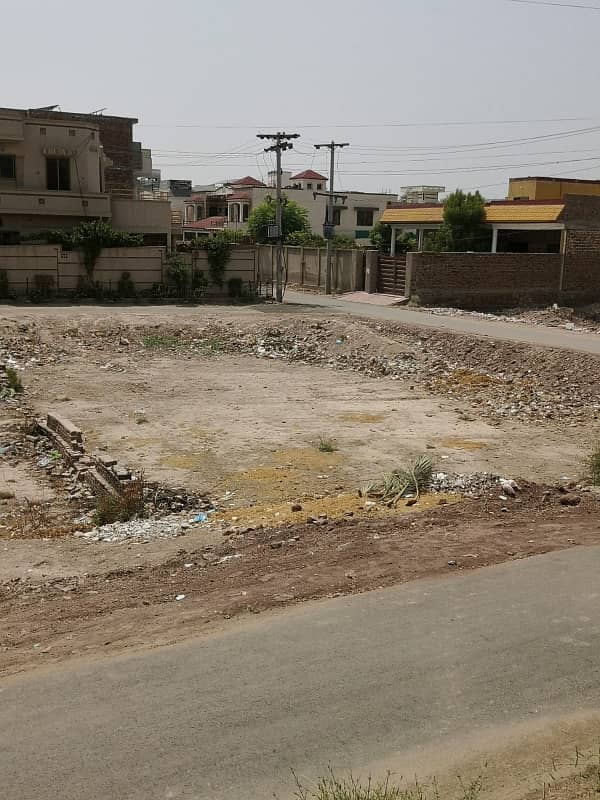 20 Marla Corner Plot For Sale,Main Sadiq Canal Road Ryk 10