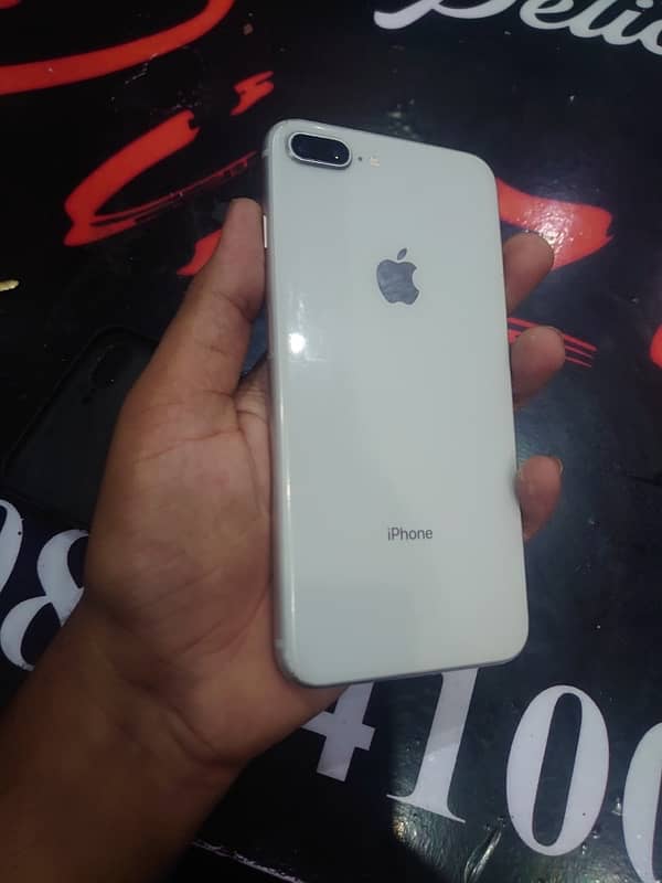 I phone 8plus 5