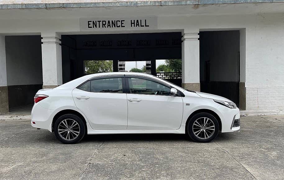 Toyota Corolla Altis 2021 1.6 7