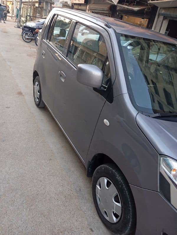 Suzuki Wagon R 2018 5