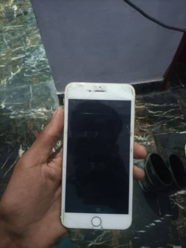 i phone 6 plas 128gb hor battry change hy 3