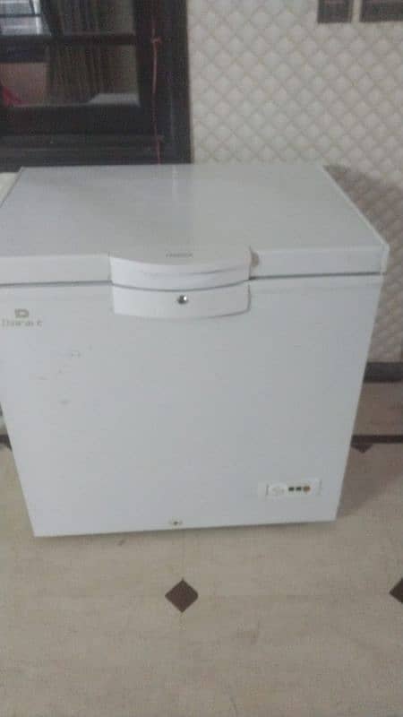 Dawlance Deep Freezer, DF300 0