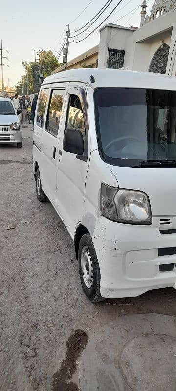 Daihatsu Hijet 2013 3