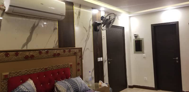 One bedroom daily basis laxusry apartment for rent in bahria town 3