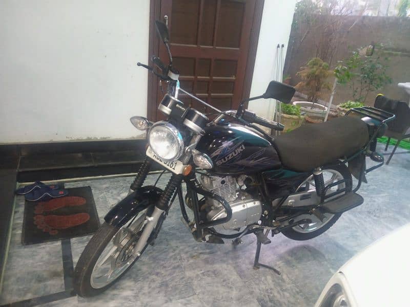 suzuki gs se 150cc 2