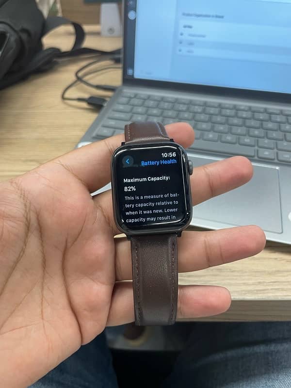 Apple Watch Series 4 44mm 3