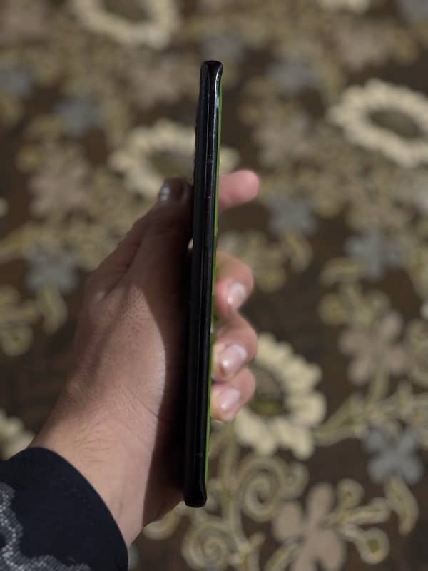 oneplus 9pro 10\9 condition 4