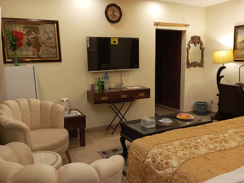 One bedroom daily basis laxusry apartment  for rent in bahria town 3