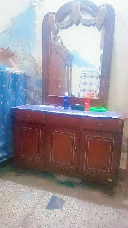 Kapron wali Almari or Bartano wali Almari or Dressing Table 2