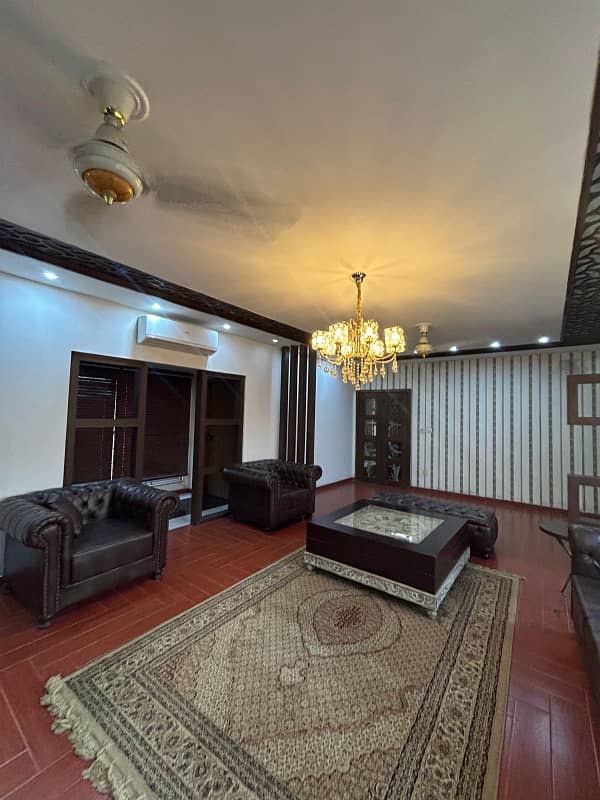 8 Kanal Farm House For Rent On Daily Basis 11