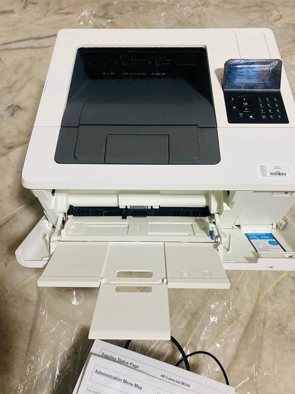 HP LaserJet Managed M506m 2