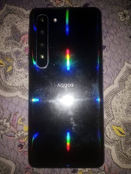 sharp aquos R5 1