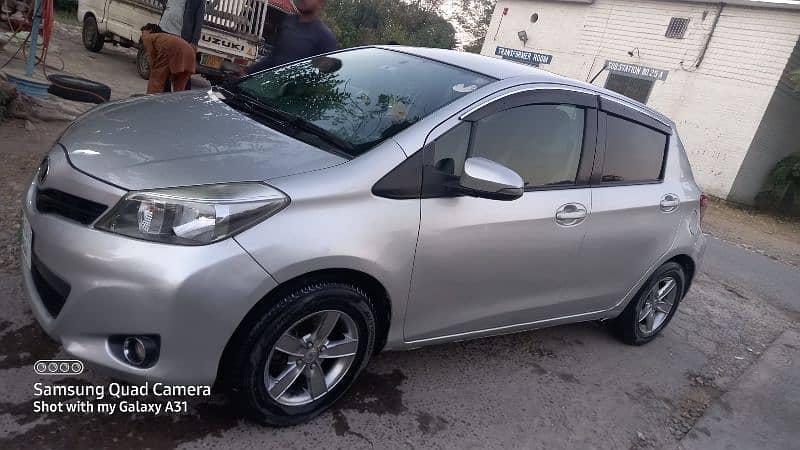 Toyota Vitz 2011 2