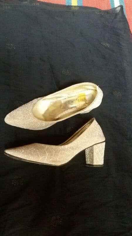 ladies court shoes 0