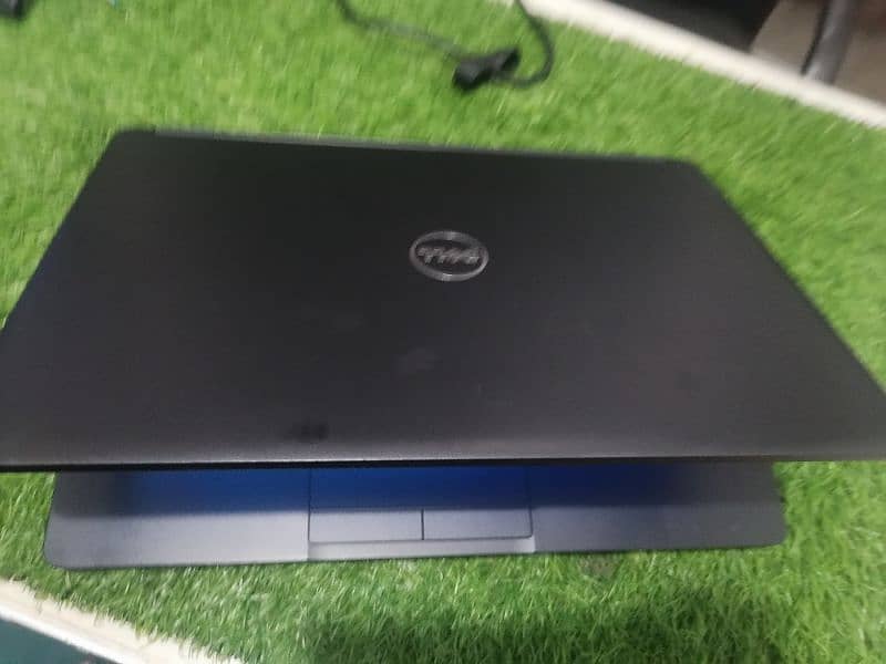 Dell 5480 i7 7th 7820HQ with 2 GB Navidia graphics card 6