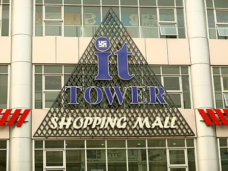 Shop for Sale in IT Tower Gulberg III Lahore 5