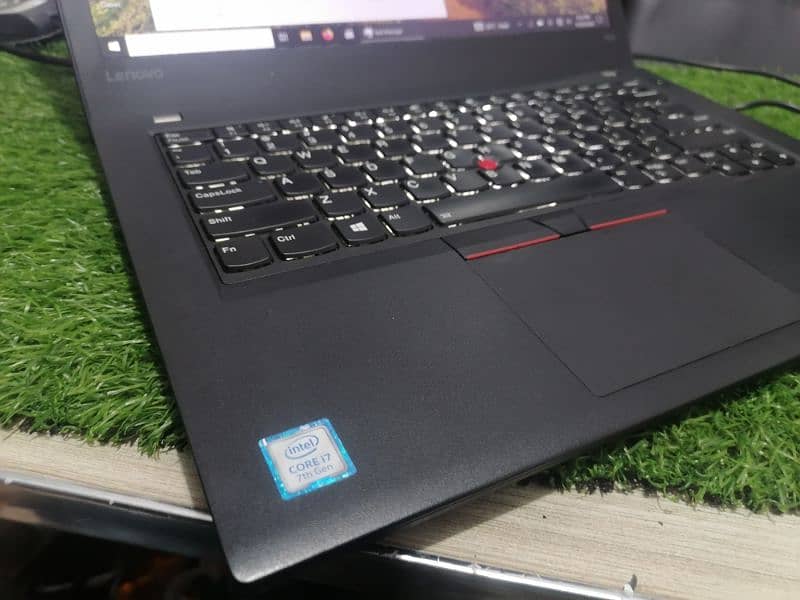 Lenovo T470 i7 7th gen with glass less touch screen 12