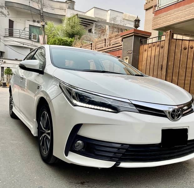 Toyota Altis Grande 2018 1