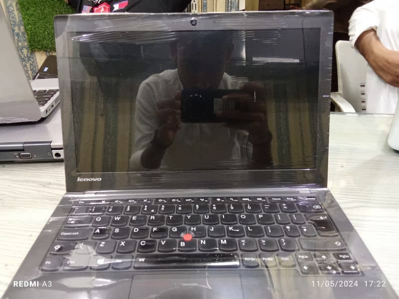 Lenovo ThinkPad 4th gen i5 0