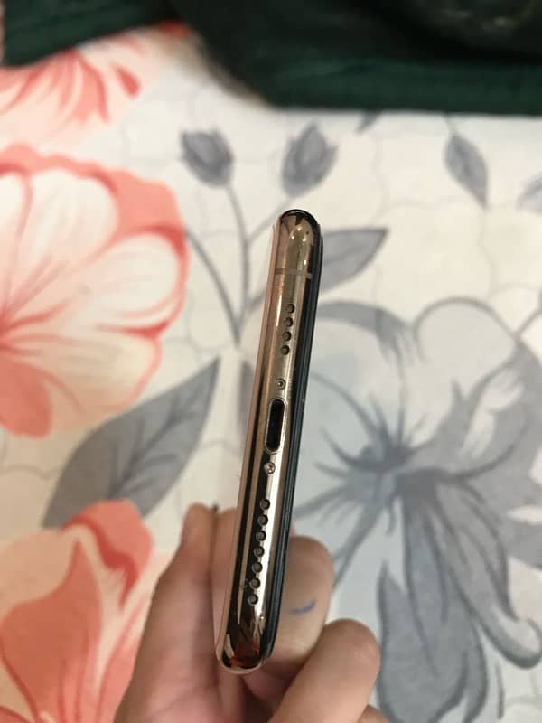 IPhone xs max PTA approved 4