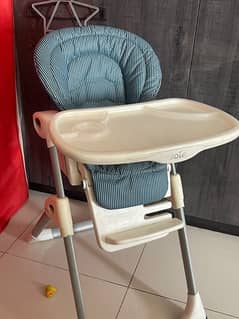 High chair 0