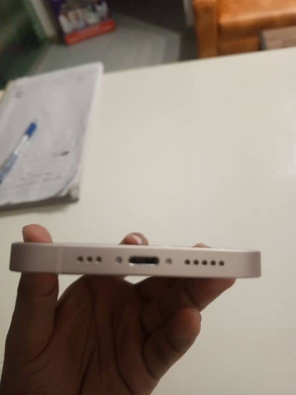 Iphone 13 Sim lock model 3