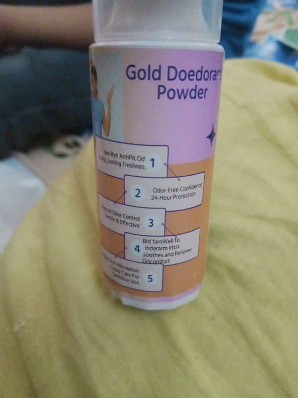 Golden doedorant powder 4