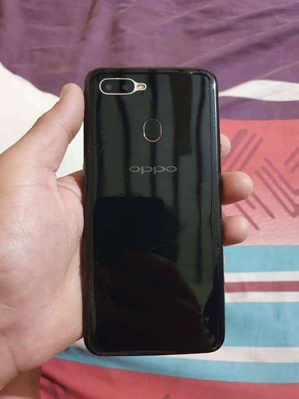 oppo A5s urgent sale only glass brake battery time is more then 2.5day 0