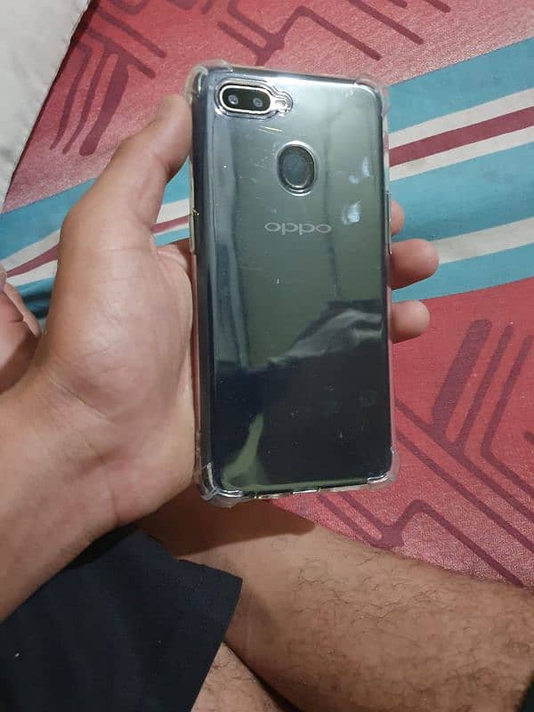 oppo A5s urgent sale only glass brake battery time is more then 2.5day 1