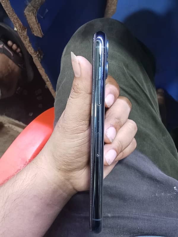 Iphone 11 pro Non pta 3