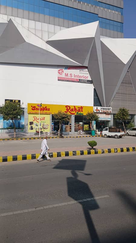 Prime location Gulberg Arena Mall in Shop Available for Rent 8