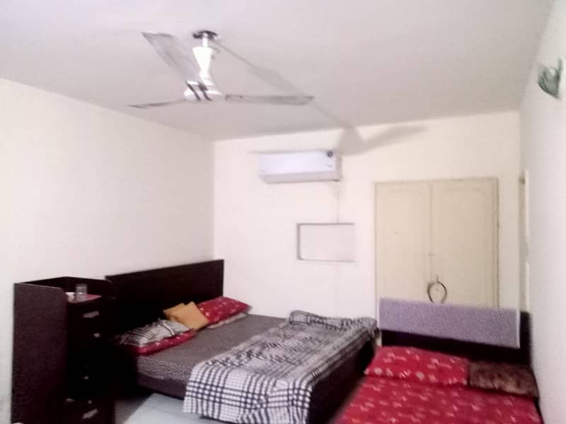 1 kanal beautiful house for Rent in dha phase 1 block p 12