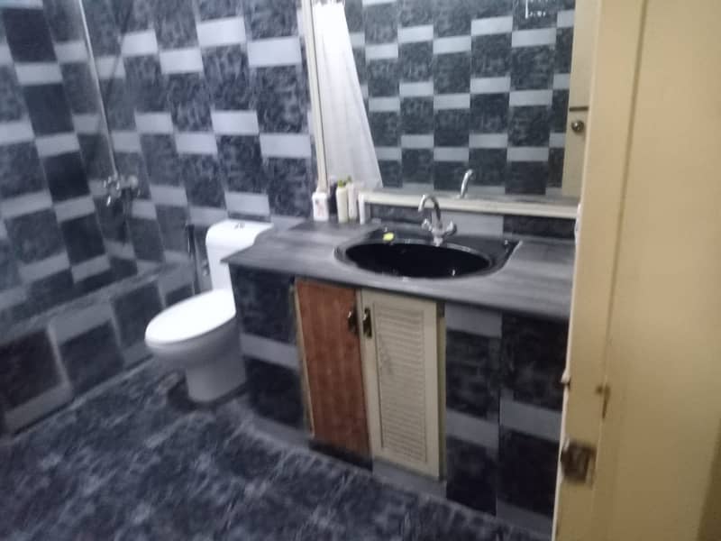 1 kanal beautiful house for Rent in dha phase 1 block p 18