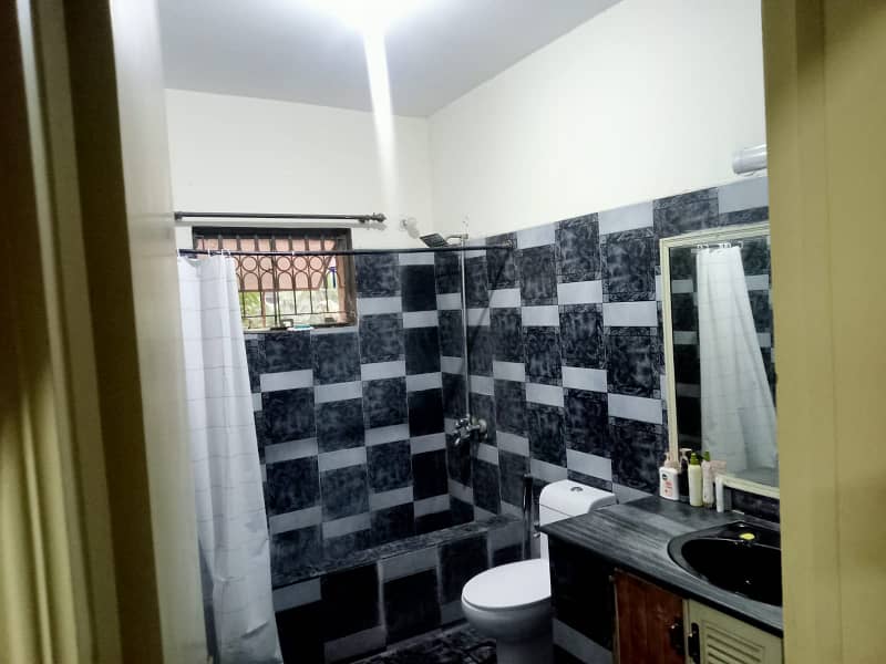 1 kanal beautiful house for Rent in dha phase 1 block p 19