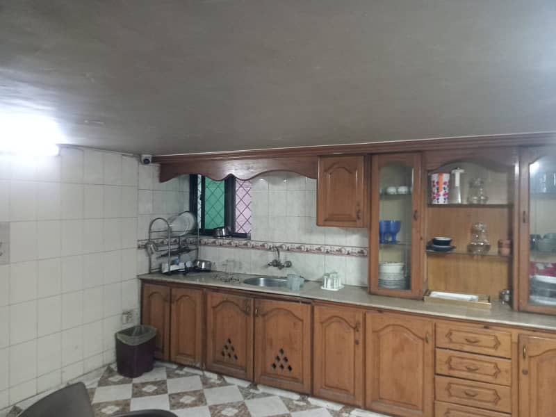 1 kanal beautiful house for Rent in dha phase 1 block p 22