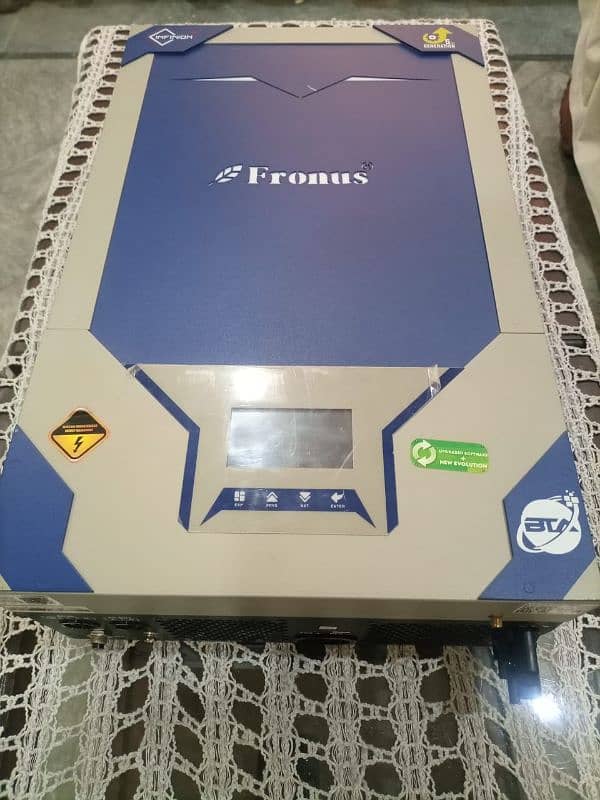 fronus hybrid solar inverter pv7000(0300/93/81/323) 3