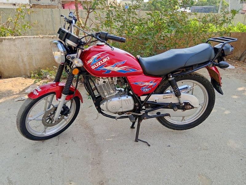 Suzuki gs 150 1