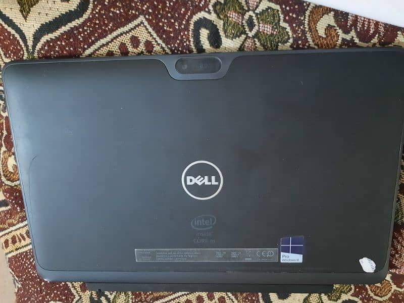 Dell laptop core m 5y71  (4/128) 1