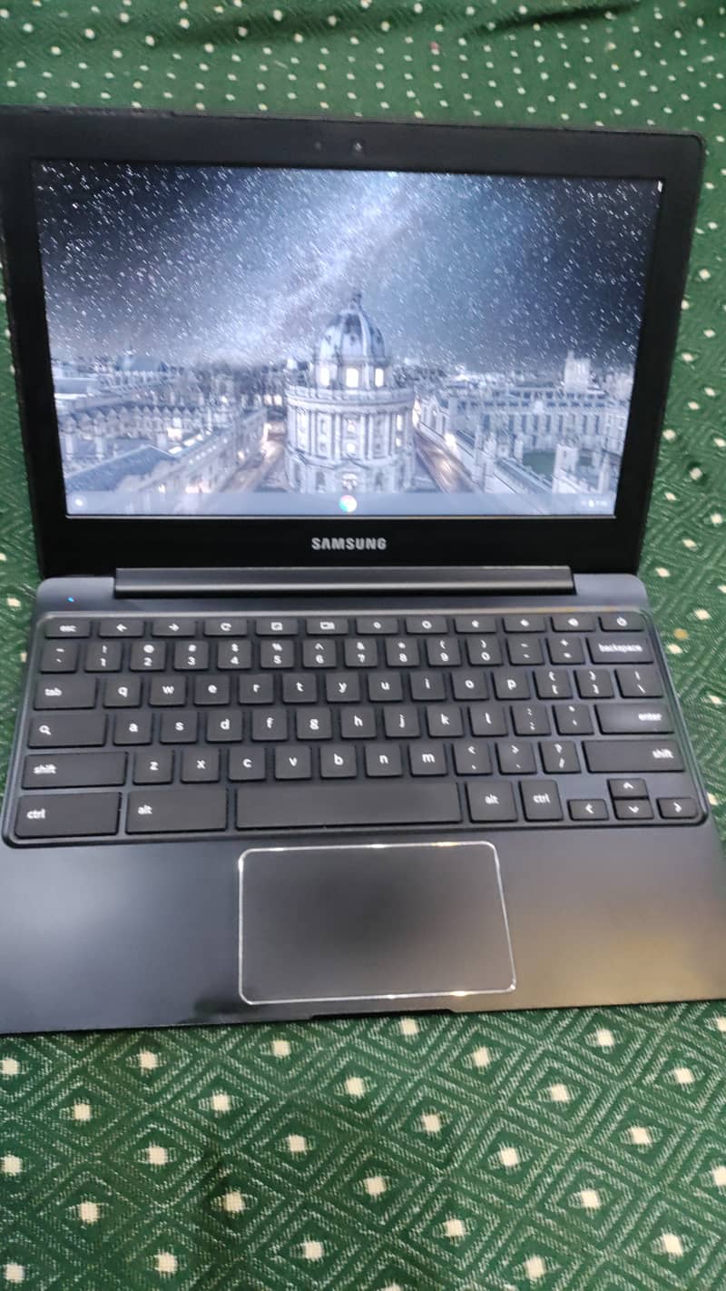 SAMSUNG CHROMEBOOK 4GB RAM 0