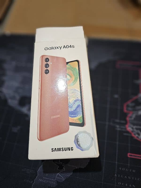 Samsung Galaxy A04S. 4Gb,   64 GB. 10/10 condition 2