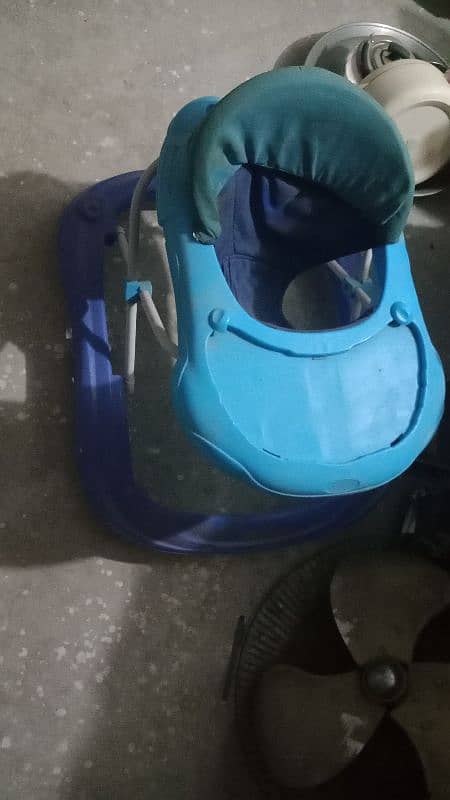 baby walker 2