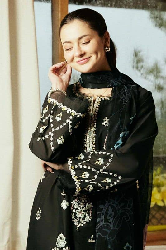 Luxury embroidered Collection best brand quality dhanak 17