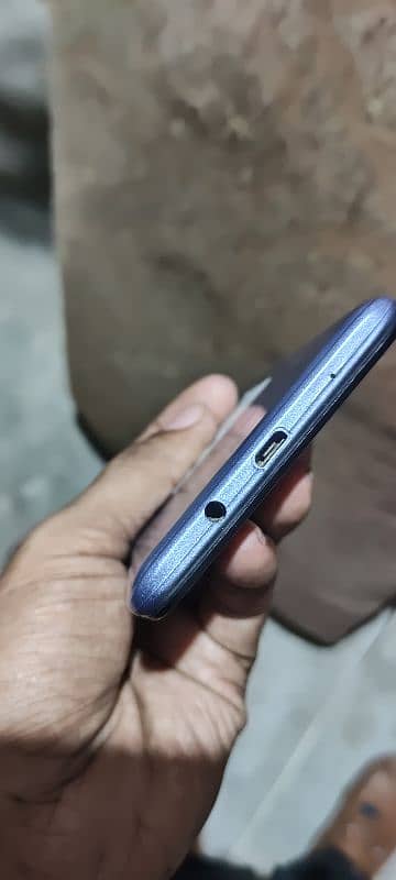 INFINIX HOT 10 PLAY (4/64) 10/10 CONDITION 4