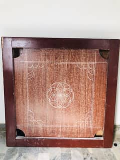 CARROM BOARD AND DABBO