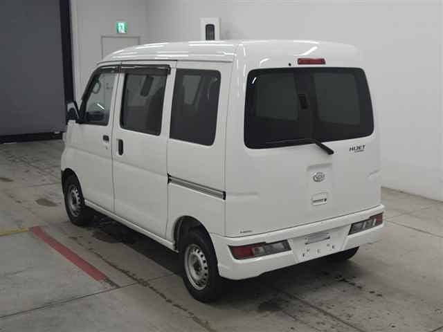 Daihatsu Hijet 2019 New Shape 1