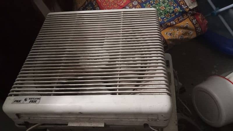 PAk fan (Ventilating fan) 0