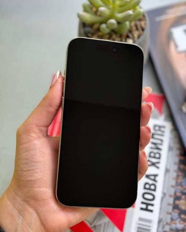 iphone 15 pro max 512GB Natural Titanium 4